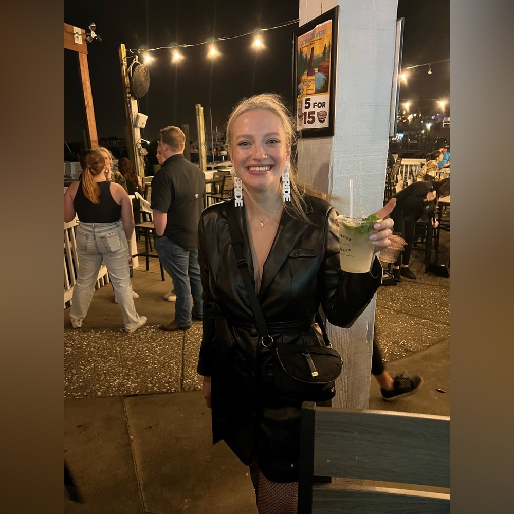 Meet your Posher, Natalie
